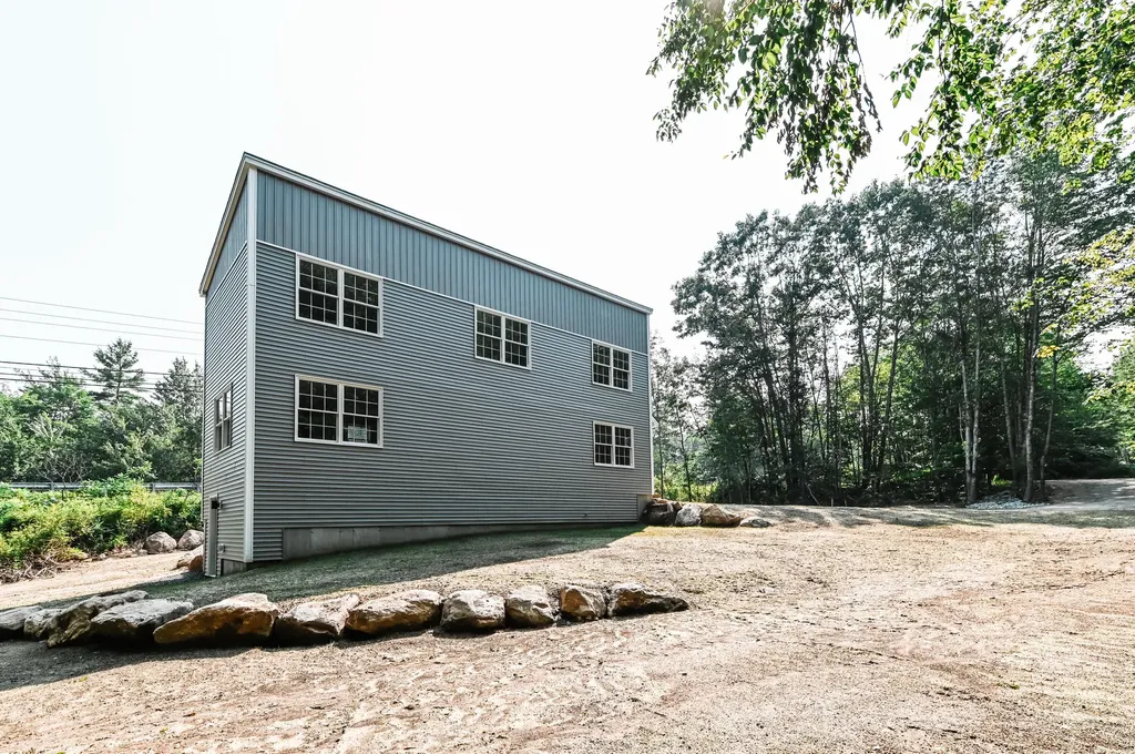 1 Thomas Pond Terrace Raymond ME 04071
