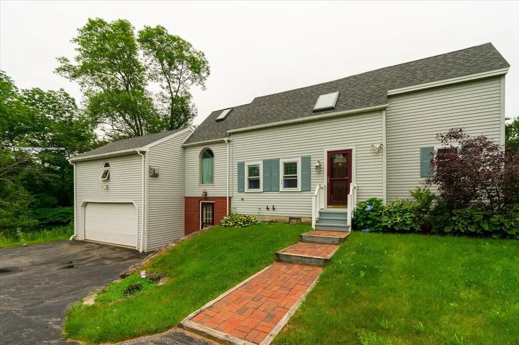 19 Long Cove Road Saint George ME 04860