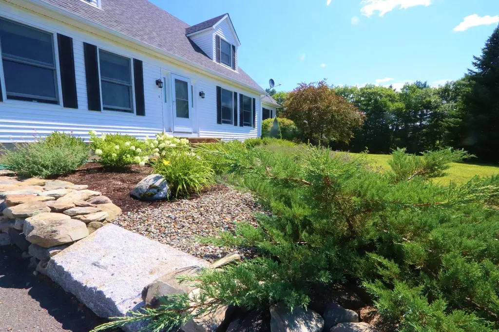 835 Lebanon Road Winterport ME 04496