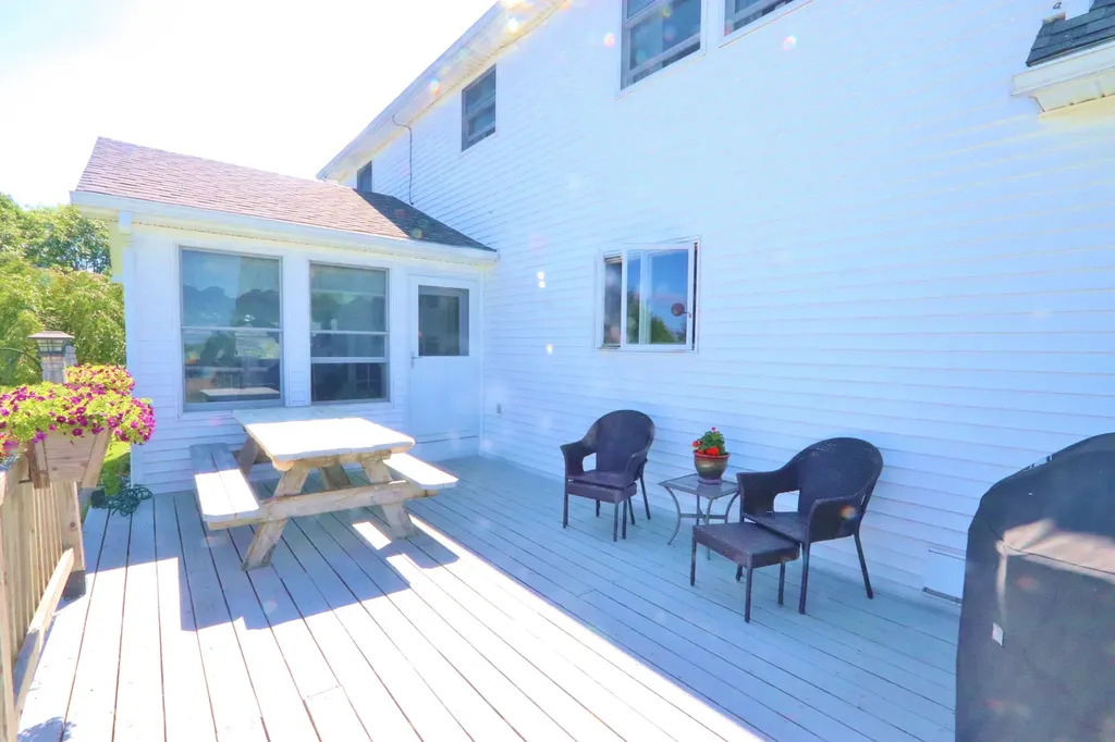 835 Lebanon Road Winterport ME 04496