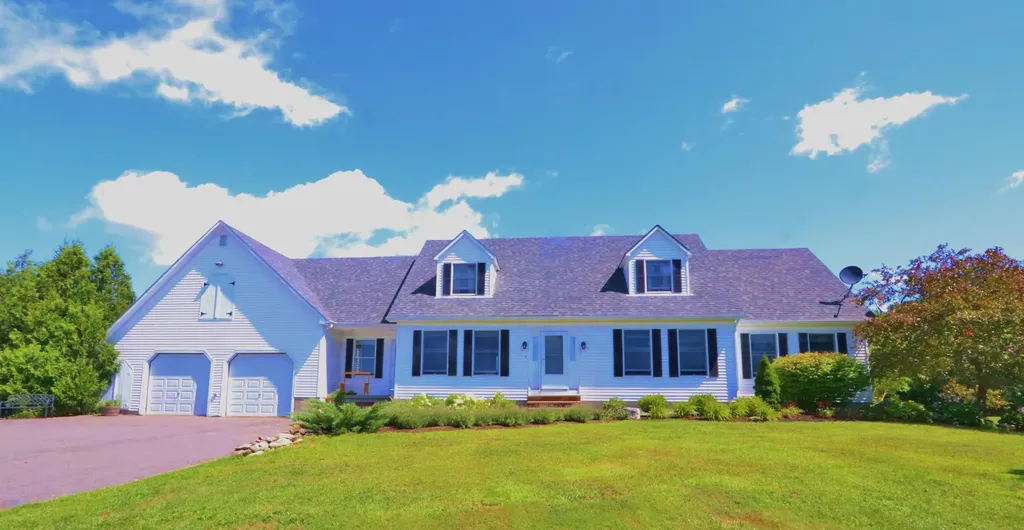 835 Lebanon Road Winterport ME 04496