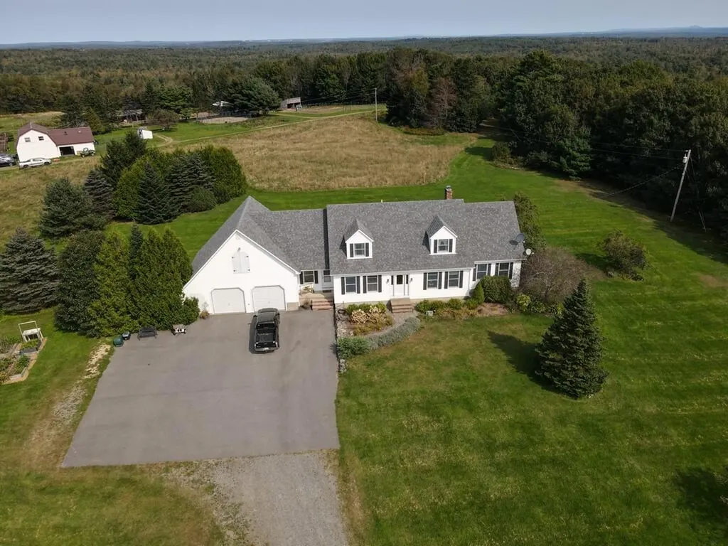 835 Lebanon Road Winterport ME 04496