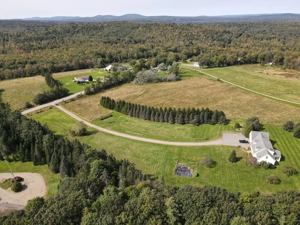 835 Lebanon Road Winterport ME 04496