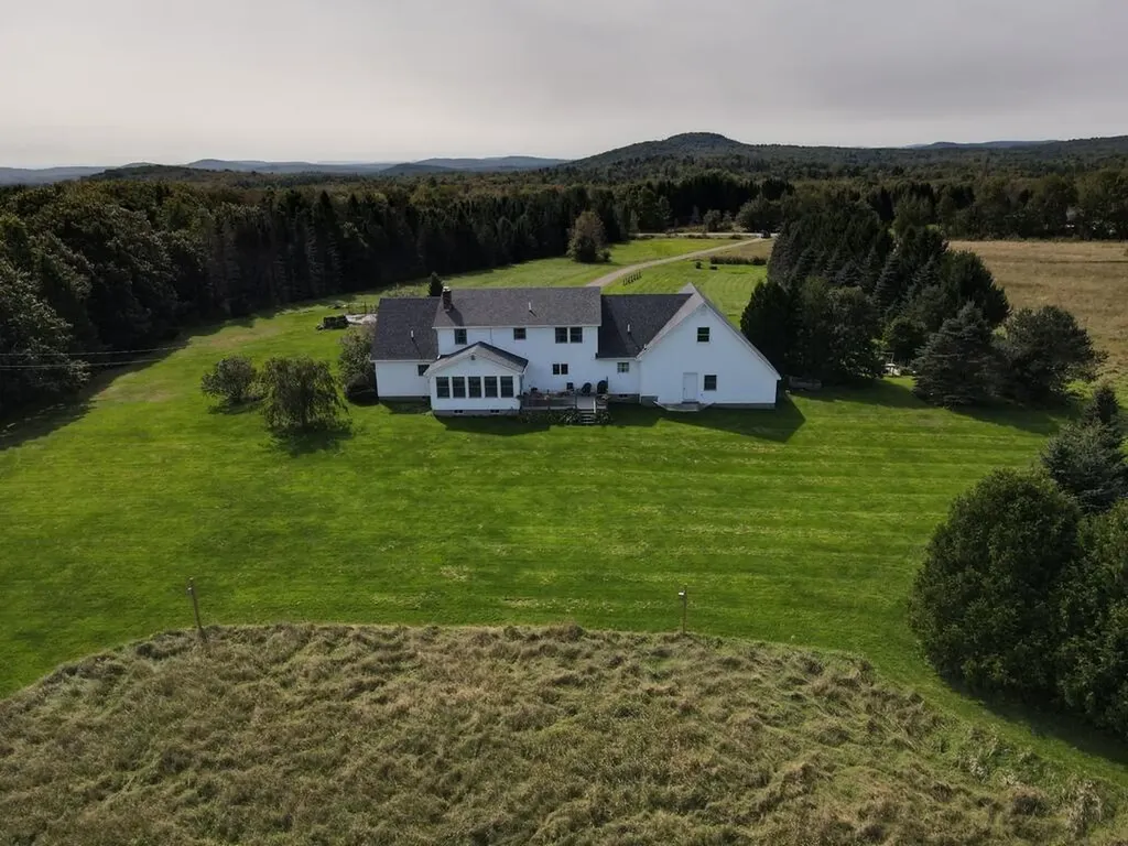 835 Lebanon Road Winterport ME 04496