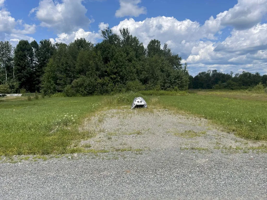 M7 L31-5-9 Sierra Lane Madison ME 04950