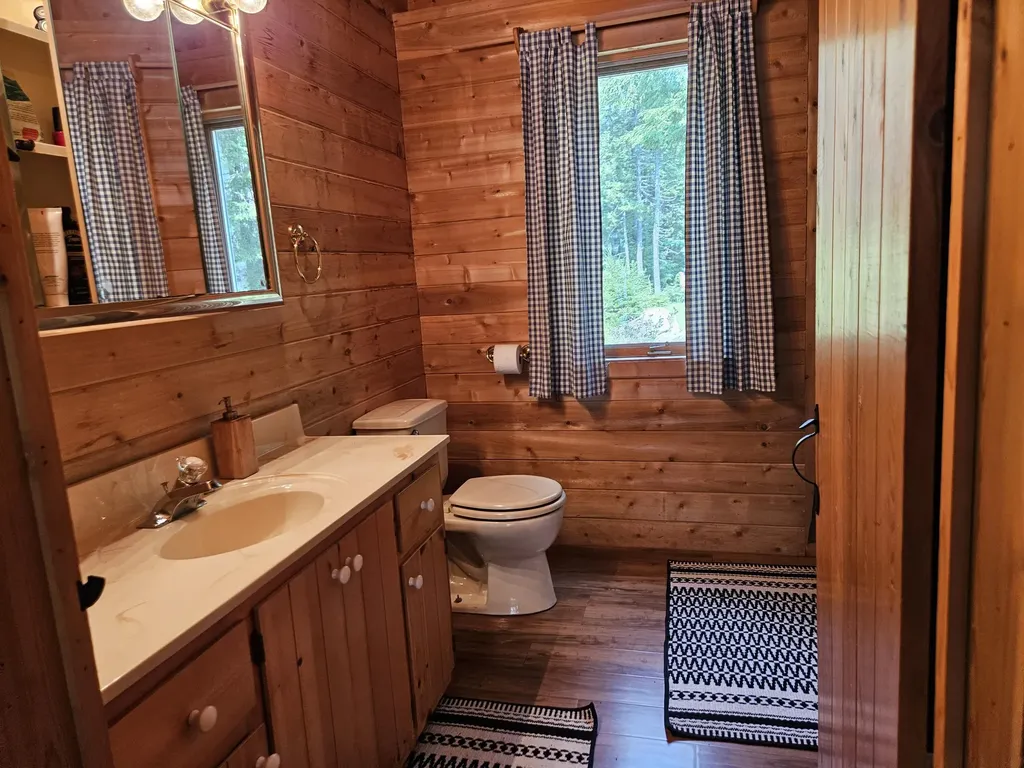 162 Shore Road Beddington ME 04622