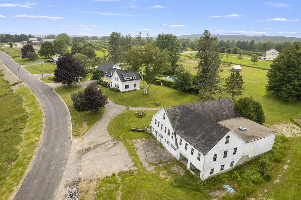 1340 Perkins Ridge Road Auburn ME 04210