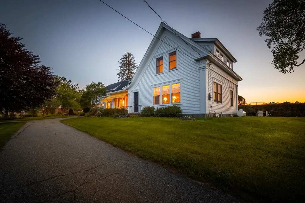 1340 Perkins Ridge Road Auburn ME 04210