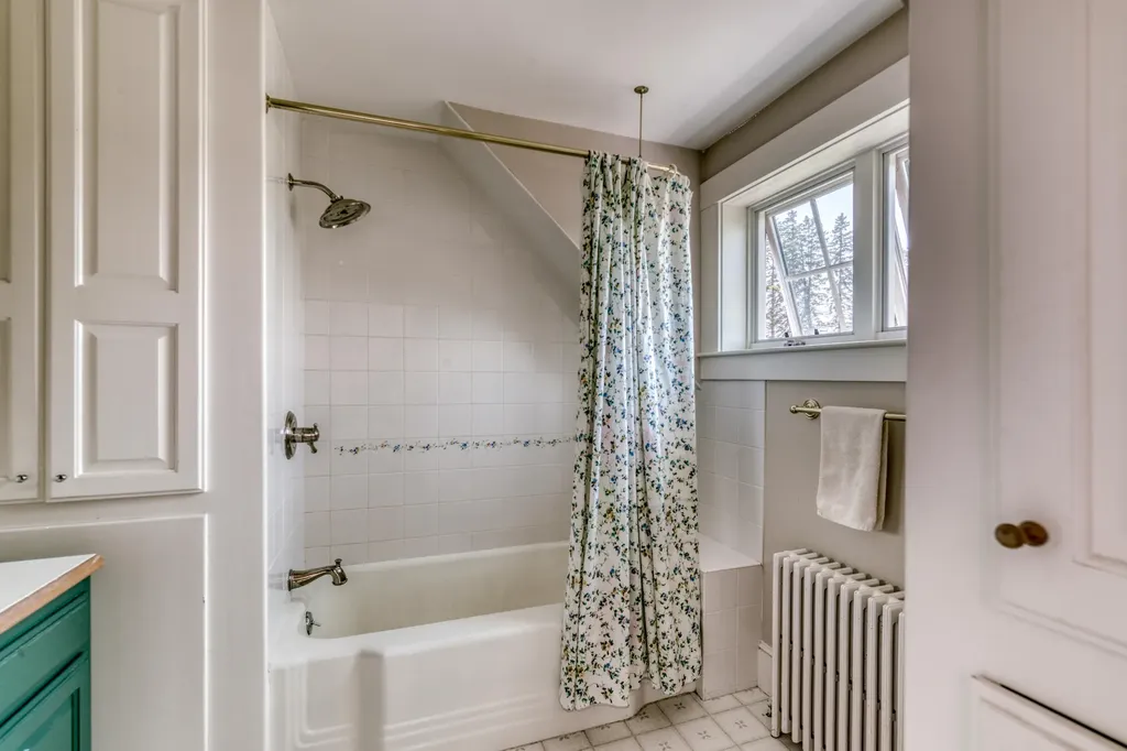 1340 Perkins Ridge Road Auburn ME 04210