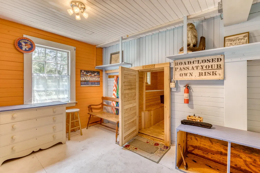 1340 Perkins Ridge Road Auburn ME 04210
