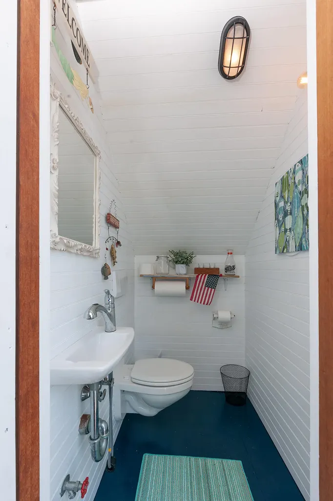 15 Beechwood Avenue York ME 03909