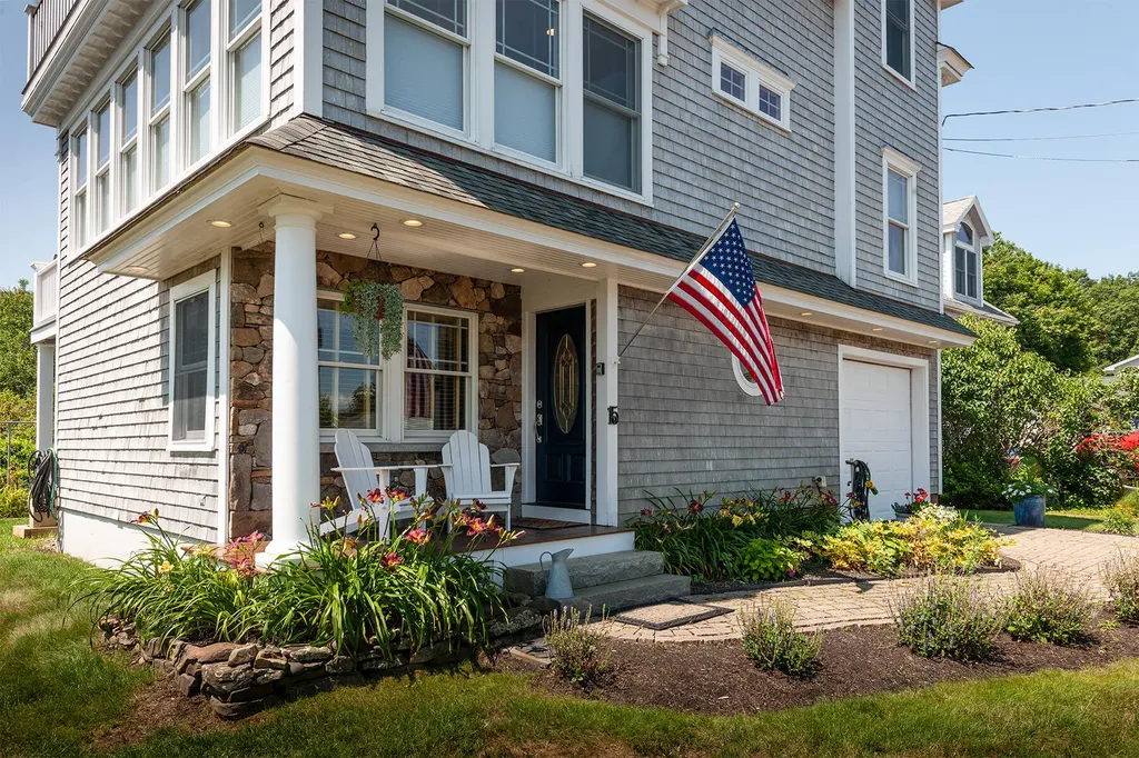 15 Beechwood Avenue York ME 03909