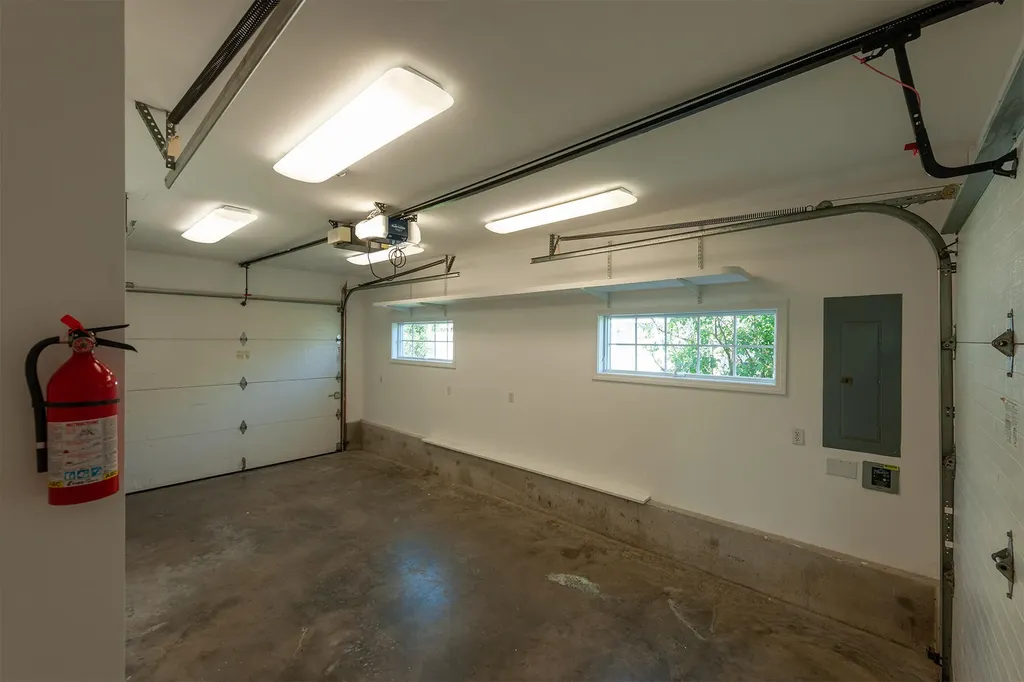 15 Beechwood Avenue York ME 03909