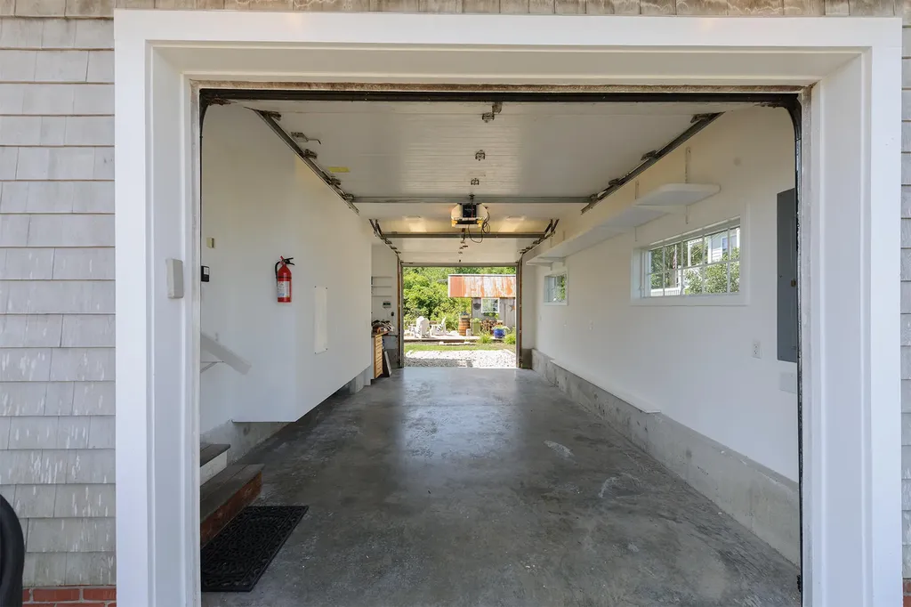 15 Beechwood Avenue York ME 03909