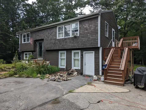 19 Fox Run Windham ME 04062