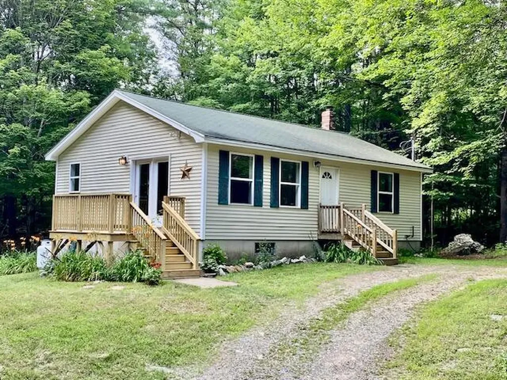 142 Durgintown Road Hiram ME 04041