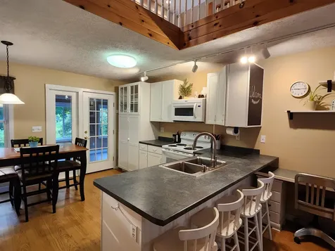 84 Garland Lane West Gardiner ME 04345