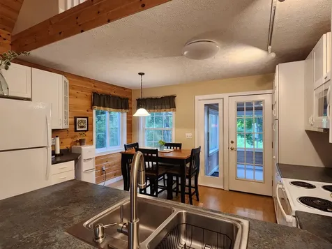 84 Garland Lane West Gardiner ME 04345