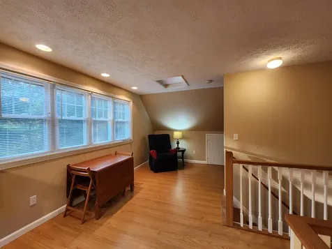 84 Garland Lane West Gardiner ME 04345