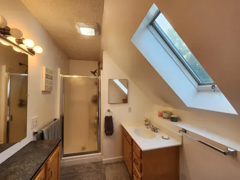 84 Garland Lane West Gardiner ME 04345