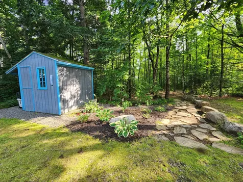 84 Garland Lane West Gardiner ME 04345