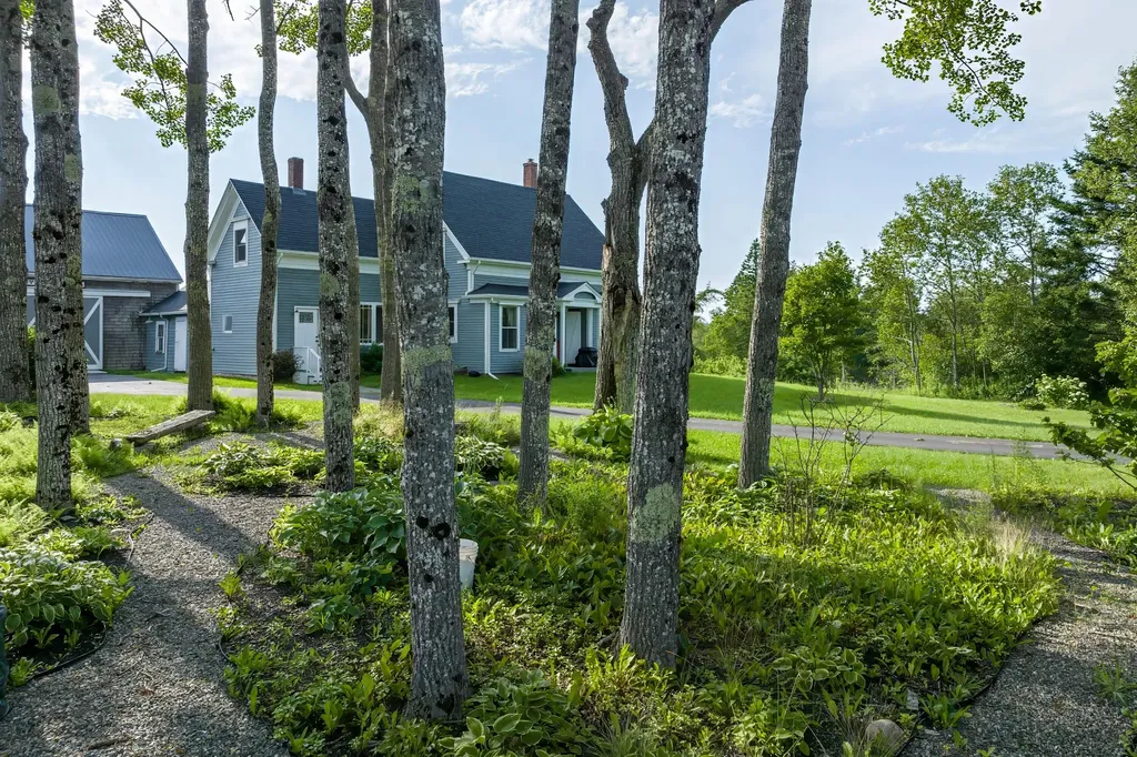 1491 Indian River Road Jonesport ME 04649