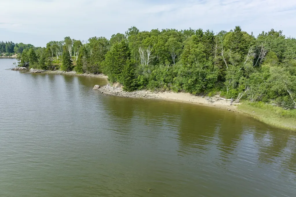 1491 Indian River Road Jonesport ME 04649