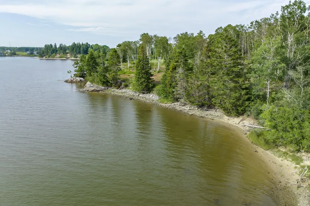 1491 Indian River Road Jonesport ME 04649
