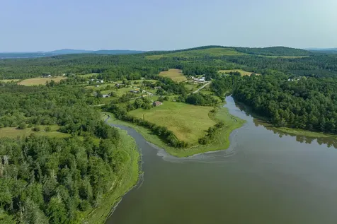 4 Dunbar Road Penobscot ME 04476