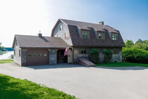 4 Dunbar Road Penobscot ME 04476