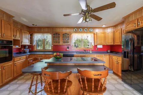 4 Dunbar Road Penobscot ME 04476