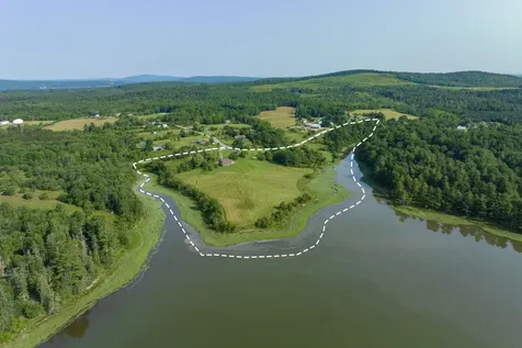 4 Dunbar Road Penobscot ME 04476