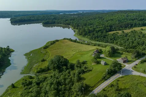 4 Dunbar Road Penobscot ME 04476