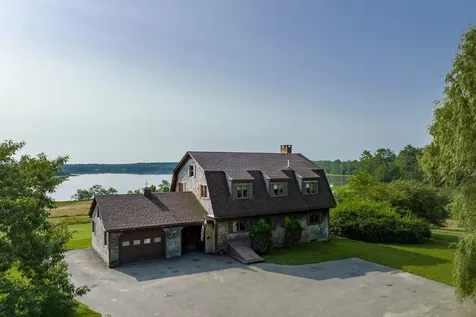 4 Dunbar Road Penobscot ME 04476