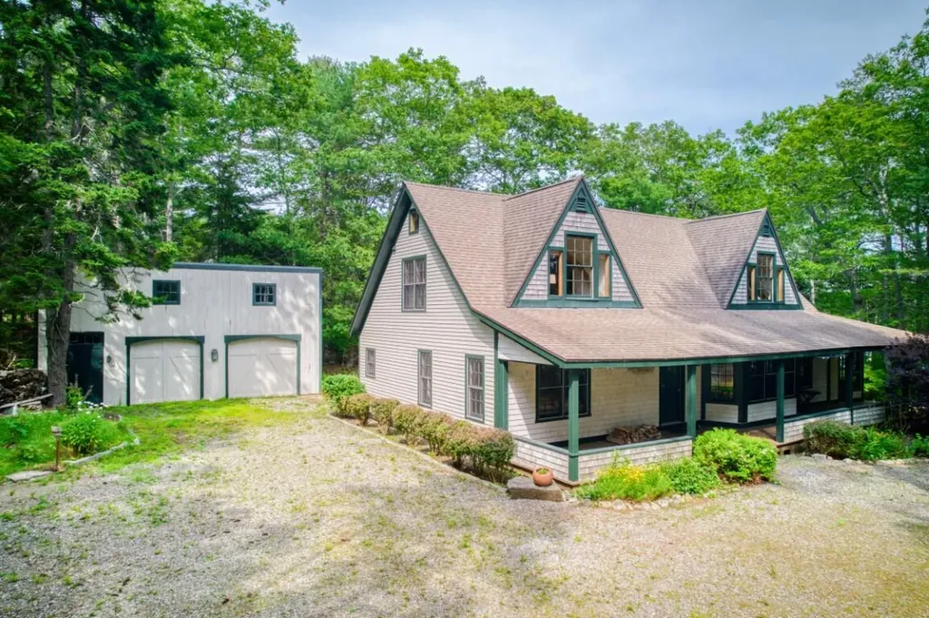 63 Sandy Cove Road Boothbay ME 04537