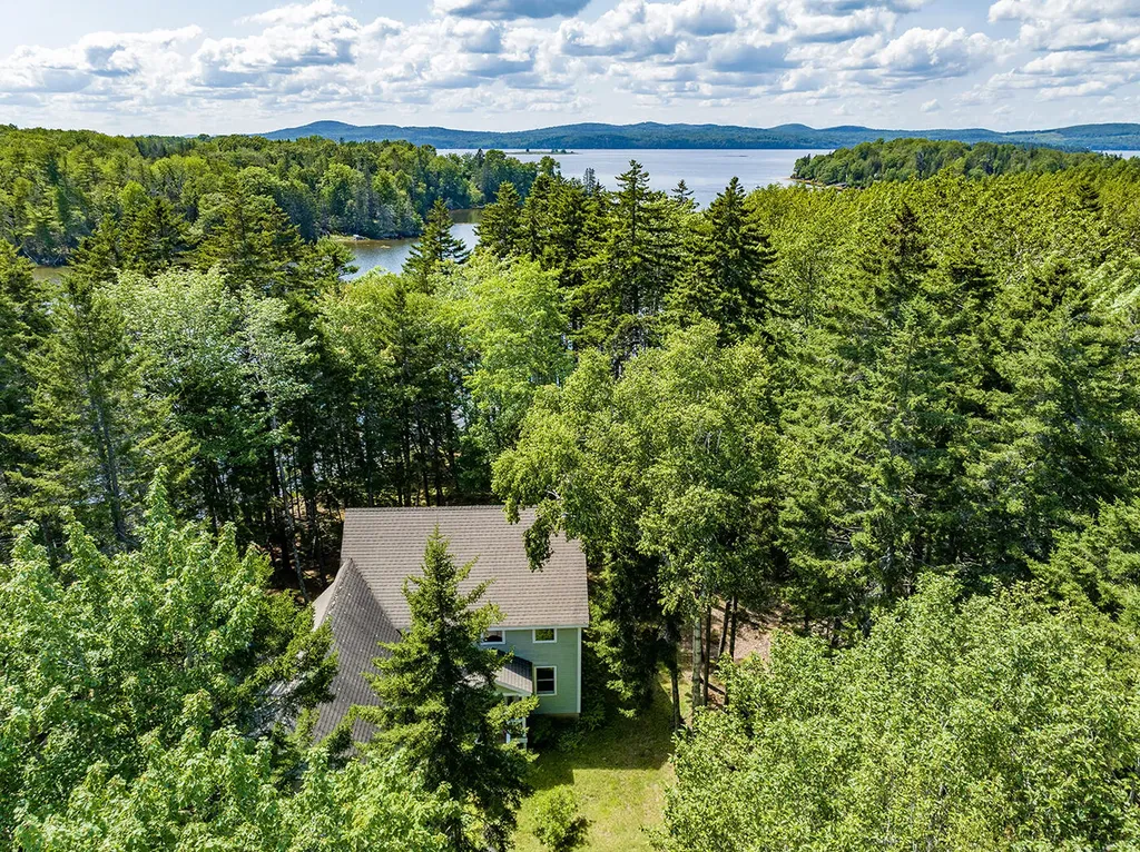 104 Dunn Lane Islesboro ME 04848