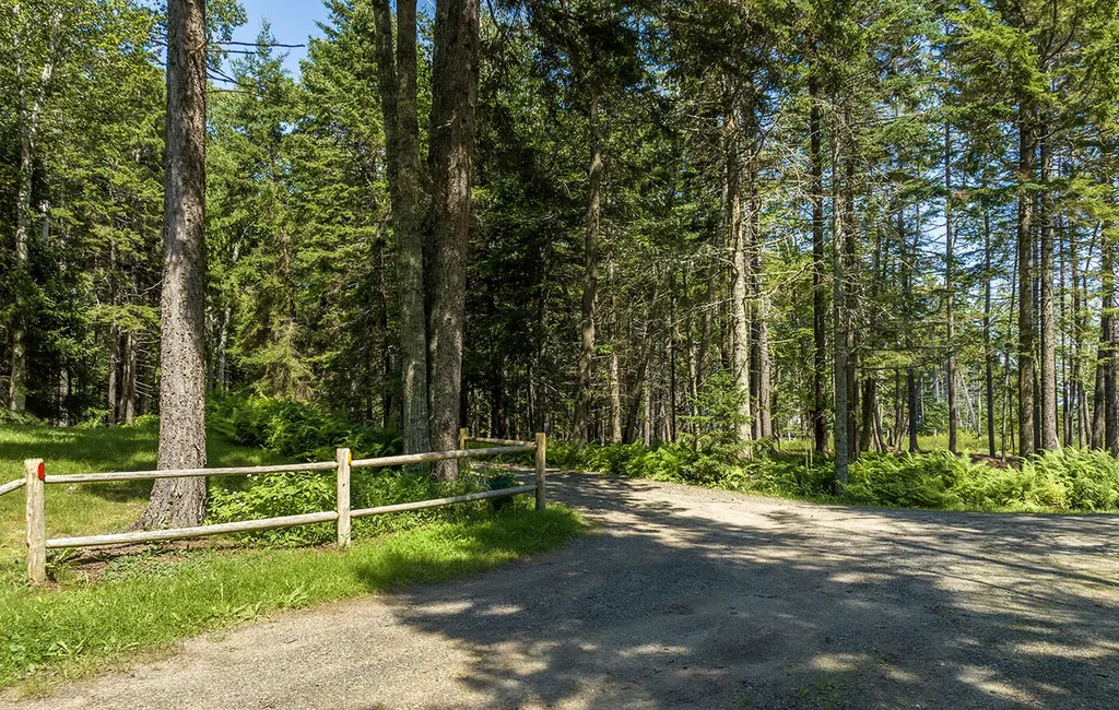 104 Dunn Lane Islesboro ME 04848