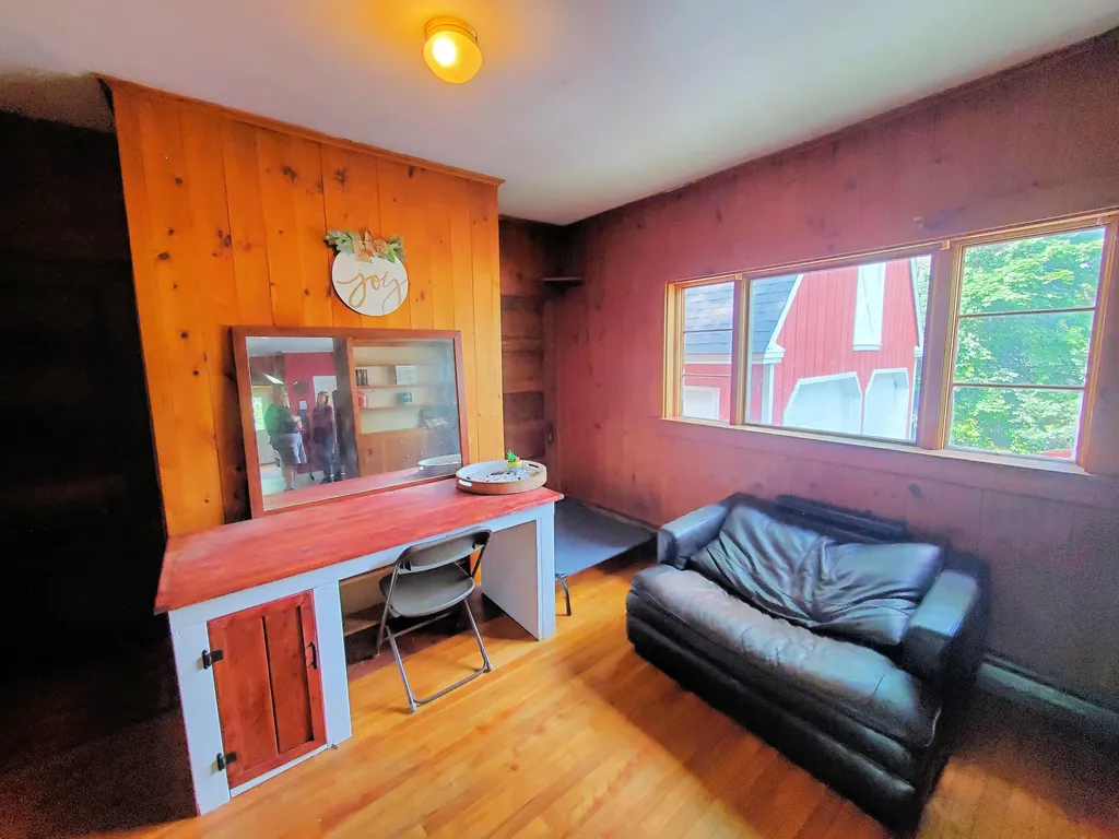 60 Park Street Orono ME 04473