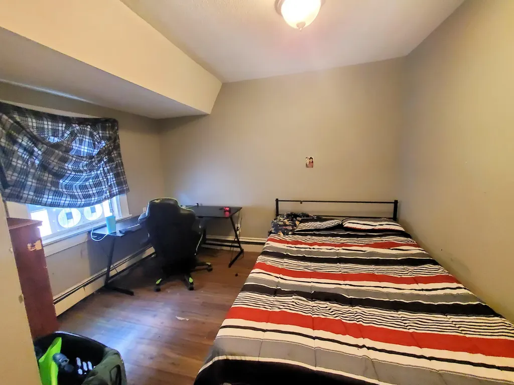 60 Park Street Orono ME 04473