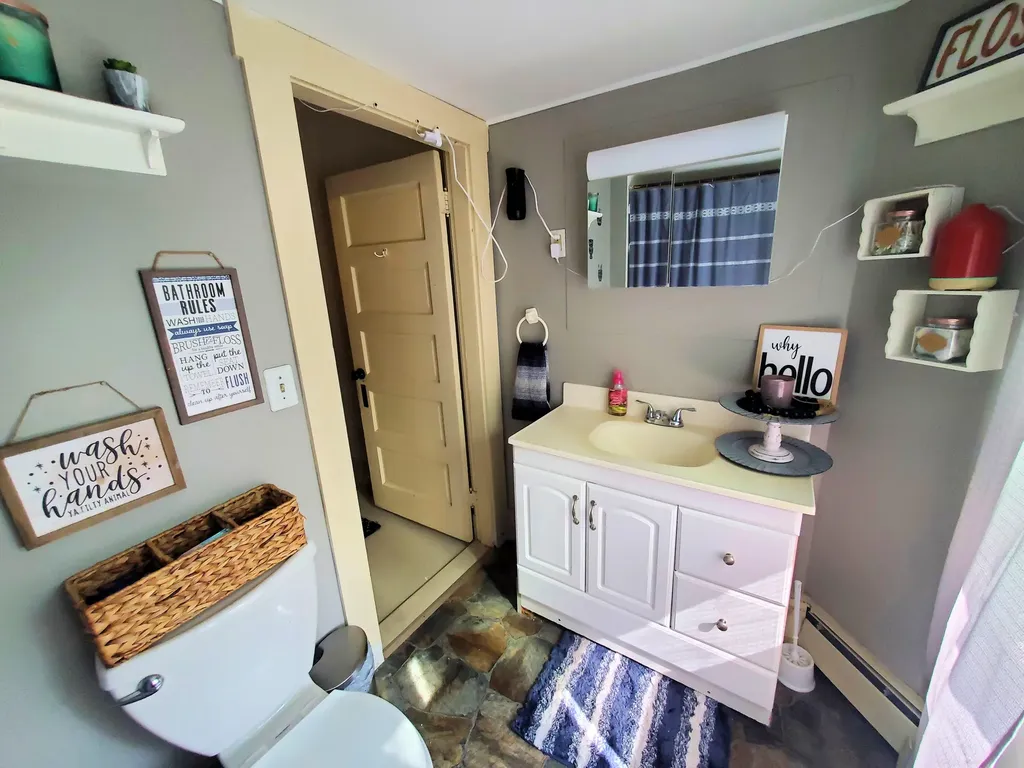 60 Park Street Orono ME 04473