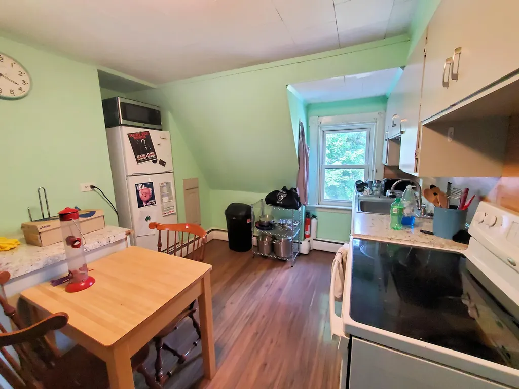 60 Park Street Orono ME 04473
