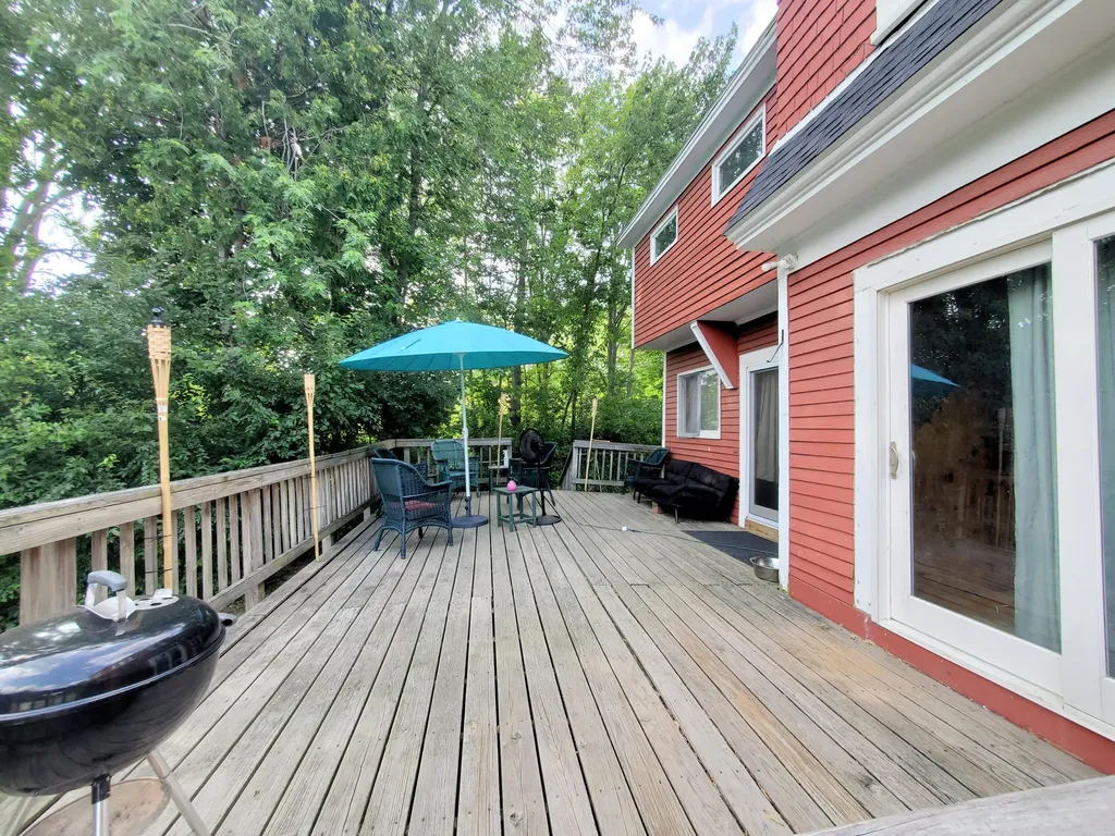 60 Park Street Orono ME 04473