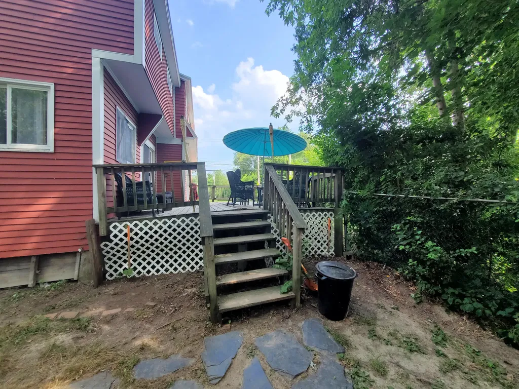 60 Park Street Orono ME 04473