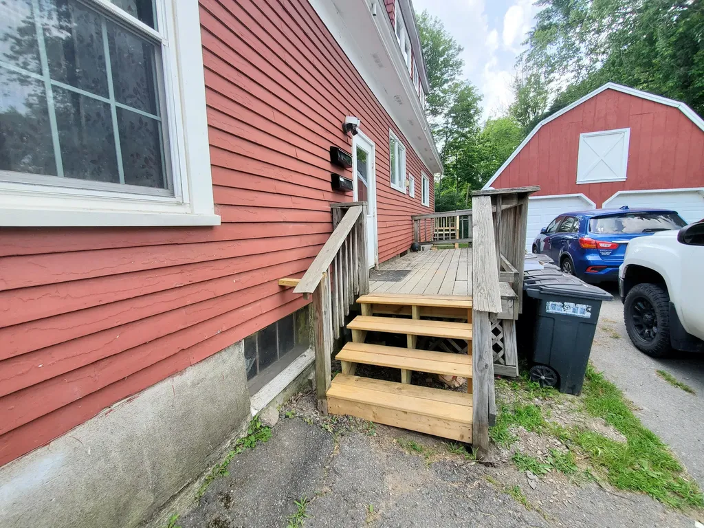 60 Park Street Orono ME 04473