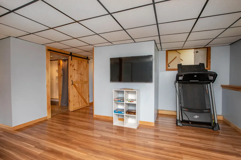 194 Bowman Street Farmingdale ME 04344