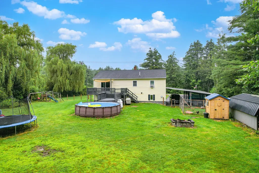 194 Bowman Street Farmingdale ME 04344