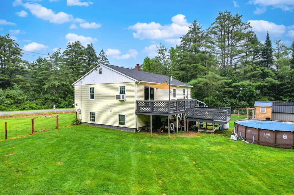 194 Bowman Street Farmingdale ME 04344
