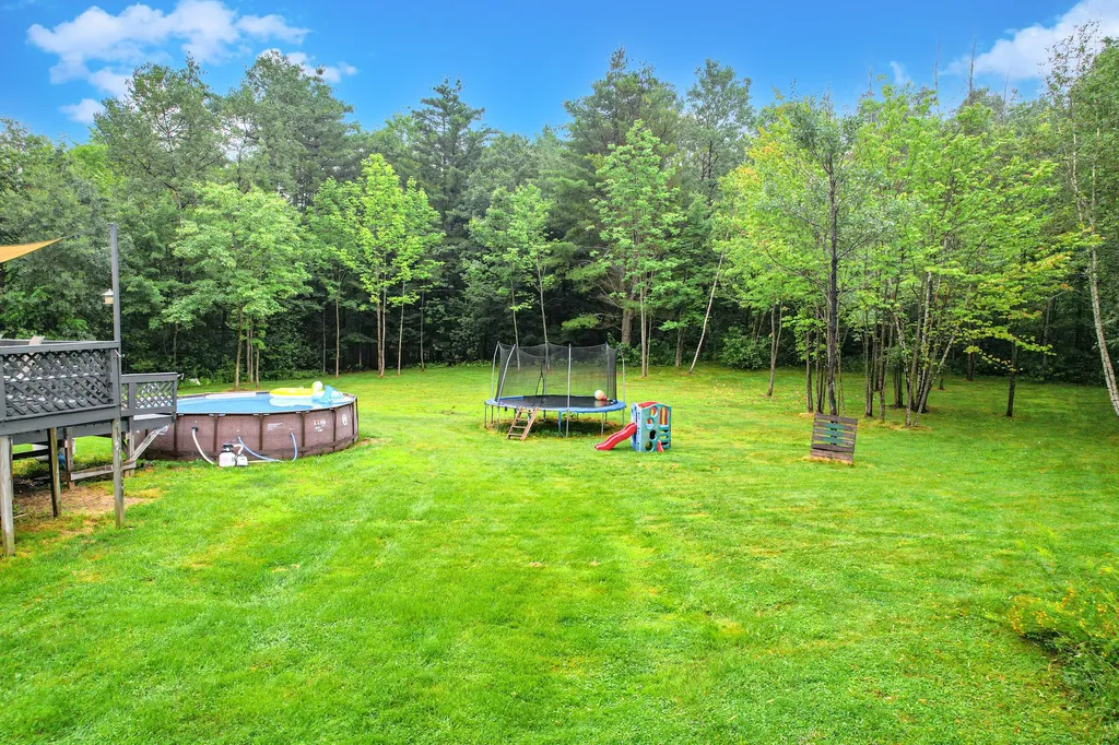 194 Bowman Street Farmingdale ME 04344