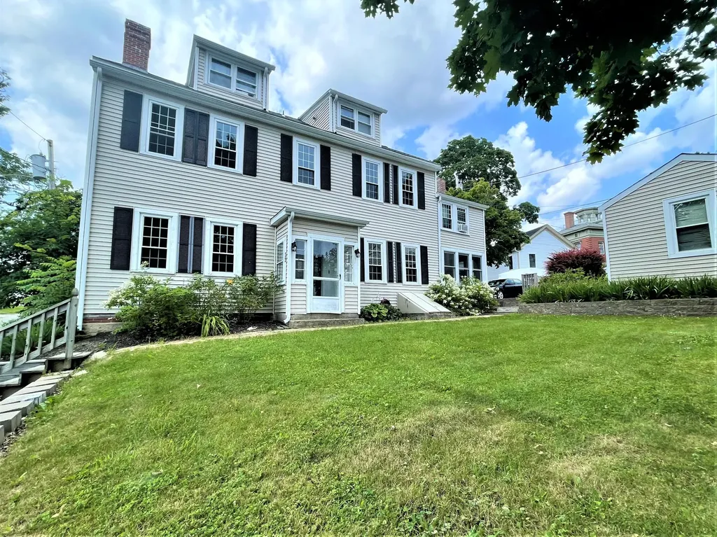 23 Oak Street Bath ME 04530
