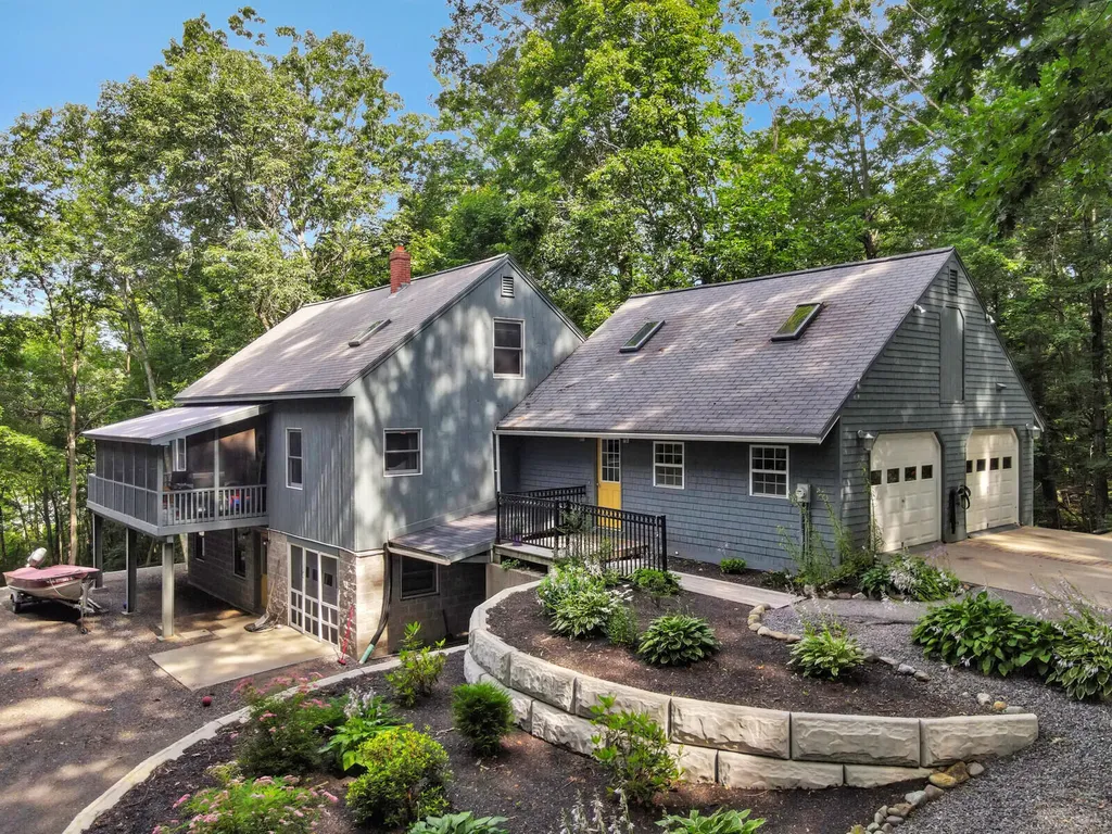 68 Bog Hill Road West Gardiner ME 04345